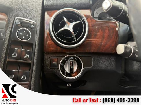 Used 2013 Mercedes-Benz GLK 350 4MATIC image 22
