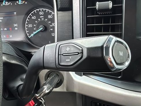 Used 2023 Ford F150 XLT RWD image 28