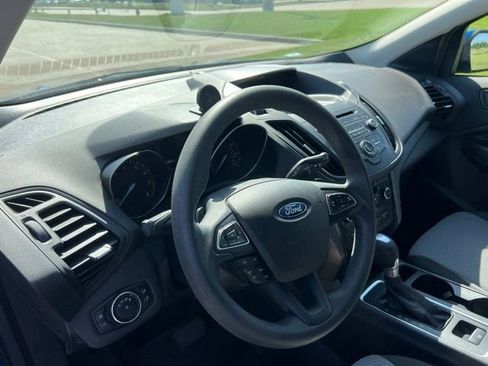 Used 2017 Ford Escape SE FWD image 5