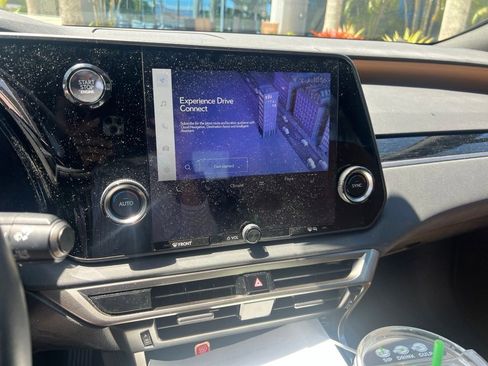 Certified 2025 Lexus RX 350 FWD w/ Technology Package image 2