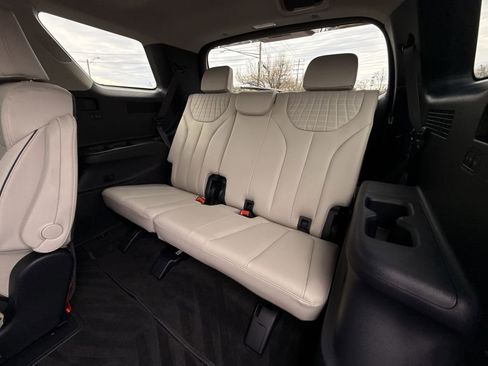 Used 2023 Hyundai Palisade Limited image 25