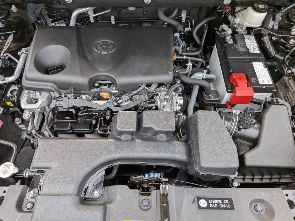 Used 2022 Toyota RAV4 LE AWD/4WD image 37