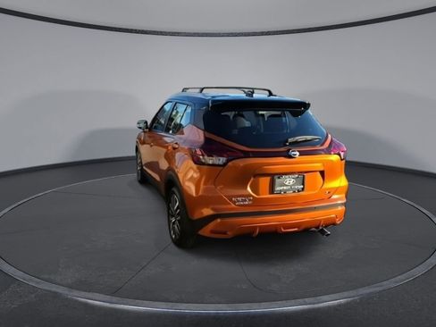 Used 2023 Nissan Kicks SV w/ Interior Electronics Package image 7
