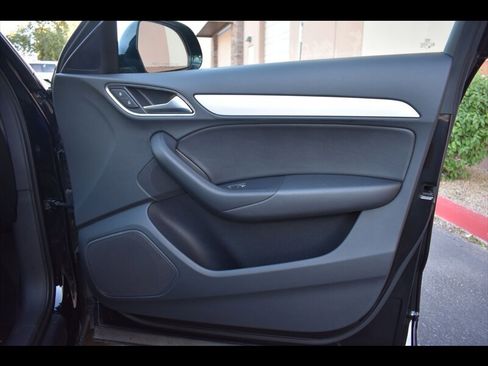 Used 2017 Audi Q3 2.0T Premium image 35