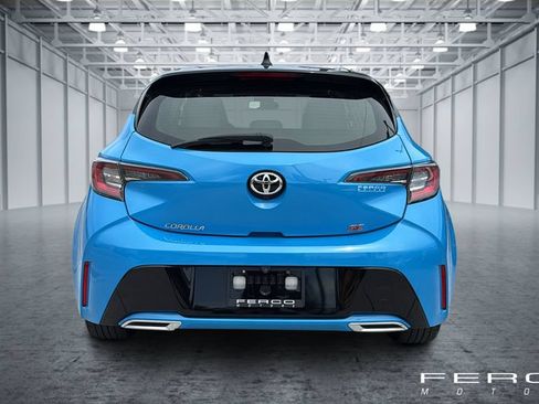 Used 2022 Toyota Corolla SE w/ SE Preferred Package FWD image 4