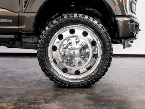 Used 2024 Ford F350 King Ranch w/ Chrome Package AWD/4WD image 24