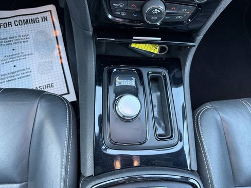 Used 2019 Chrysler 300 S RWD image 29