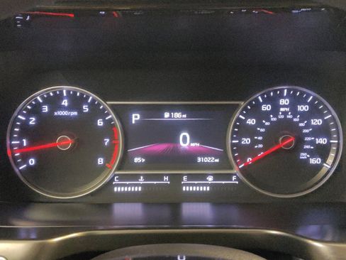 Used 2023 Kia Sorento LX FWD image 23