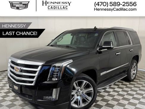 Used 2016 Cadillac Escalade Luxury RWD image 1