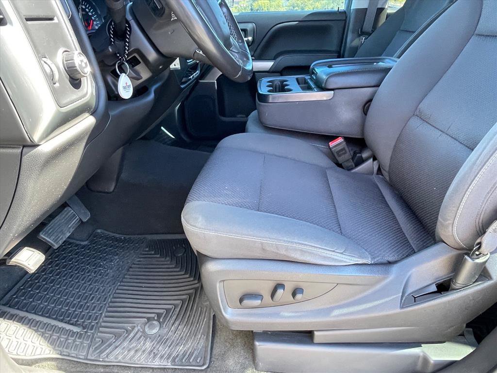 Used 2018 Chevrolet Silverado 1500 LT w/ All Star Edition RWD image 22