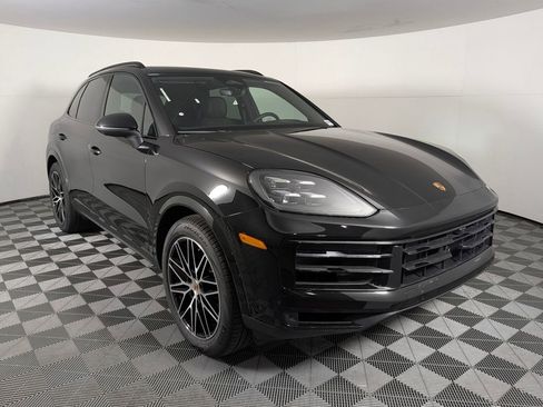 New 2026 Porsche Cayenne AWD/4WD image 9