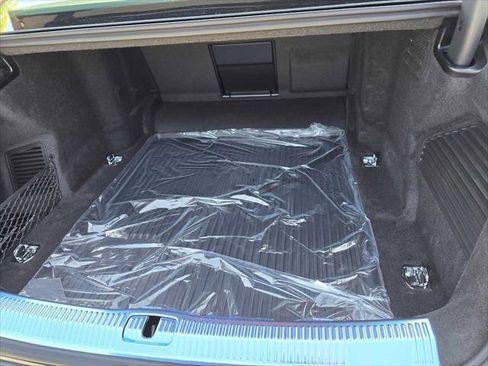 New 2025 Audi A8 L 3.0T image 17