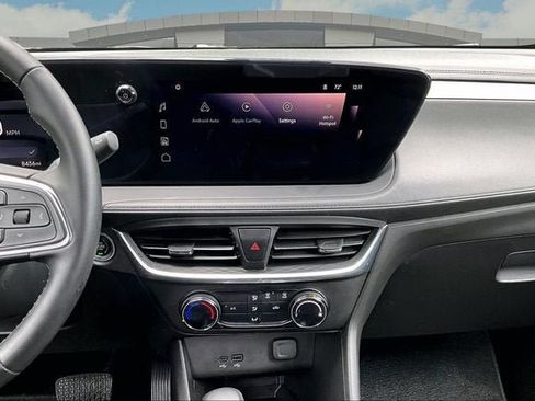 Used 2024 Buick Encore GX Preferred FWD image 6