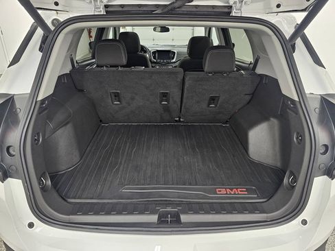 Used 2022 GMC Terrain SLE w/ Driver Convenience Package FWD image 25