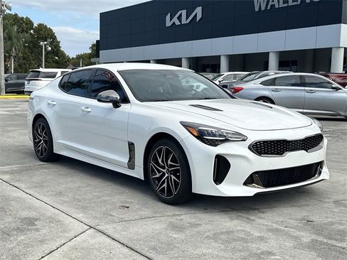 Certified 2023 Kia Stinger GT-Line image 4