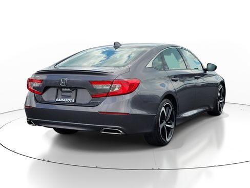 Used 2018 Honda Accord Sport image 6