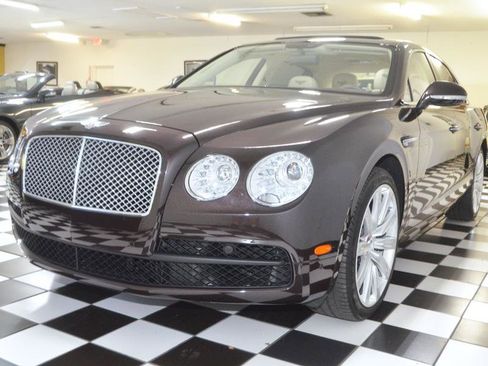 Used 2015 Bentley Flying Spur V8 image 5