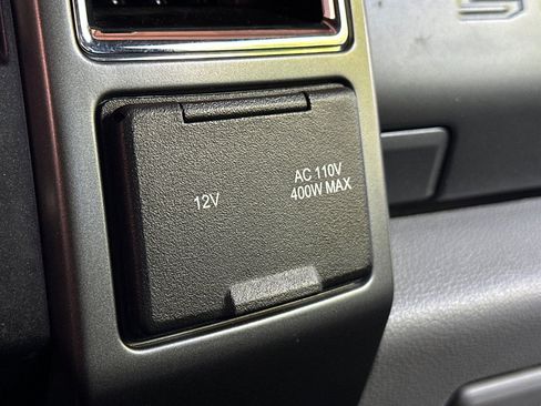 Used 2018 Ford F350 XLT w/ XLT Premium Package AWD/4WD image 38