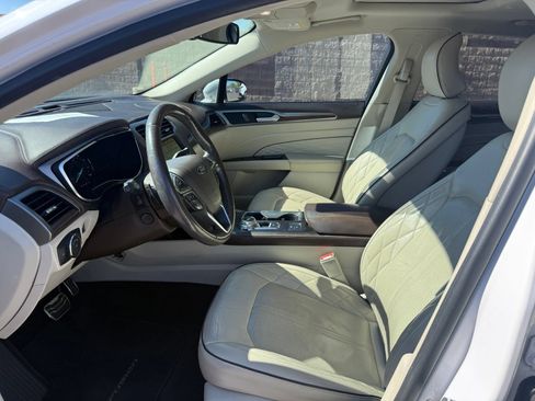 Used 2017 Ford Fusion Platinum FWD image 12