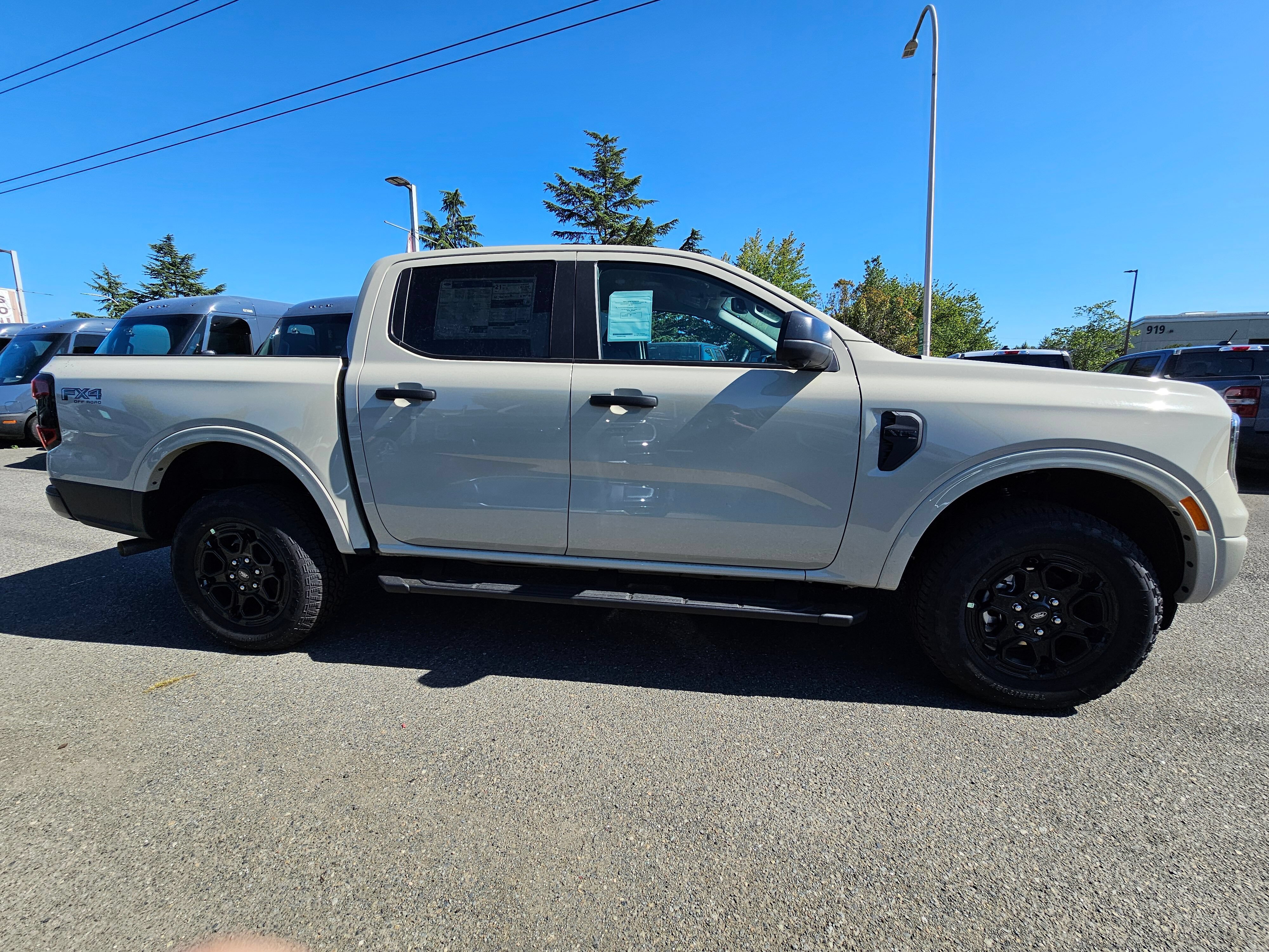 New 2026 Ford Ranger XLT w/ FX4 Off-Road Package AWD/4WD image 4