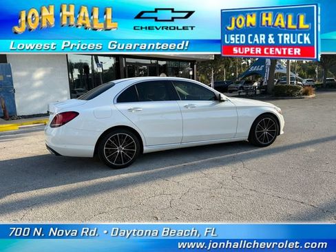 Used 2021 Mercedes-Benz C 300 Sedan image 11
