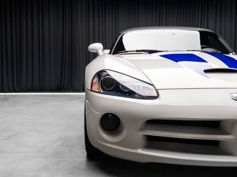 Used 2005 Dodge Viper SRT-10 RWD image 26