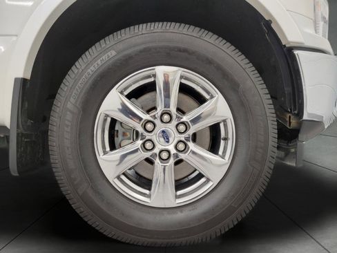 Used 2019 Ford F150 Lariat w/ Equipment Group 502A Luxury image 3