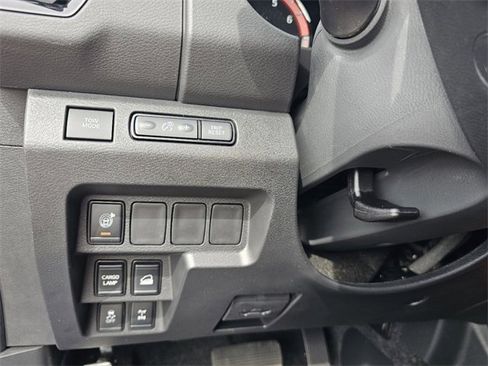 New 2025 Nissan Frontier PRO-4X image 19