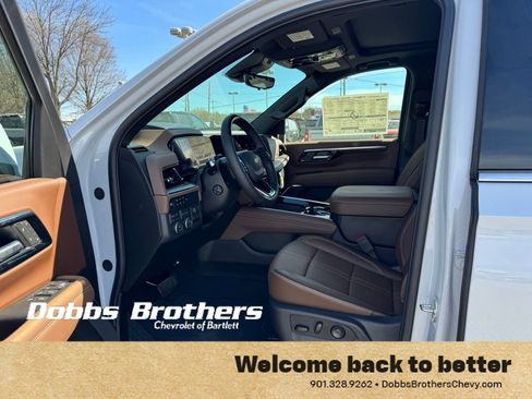 New 2026 Chevrolet Suburban High Country image 11