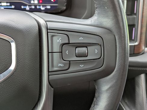 Used 2023 GMC Yukon Denali Ultimate image 33