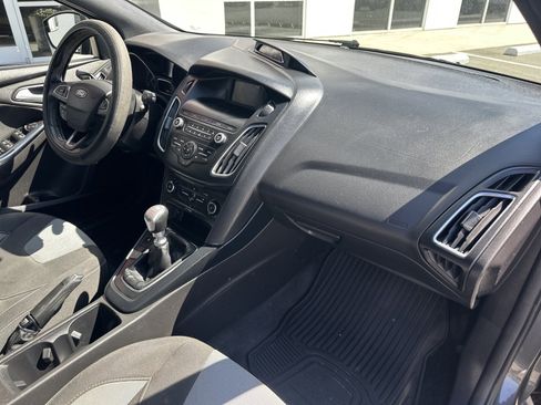 Used 2018 Ford Focus ST FWD image 26