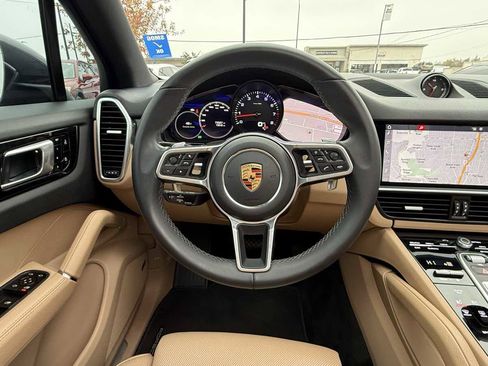 Used 2019 Porsche Cayenne image 14