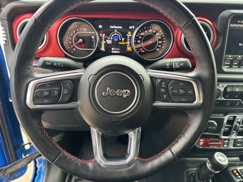 Used 2022 Jeep Wrangler Unlimited Rubicon w/ Xtreme Recon 35" Tire Package image 26