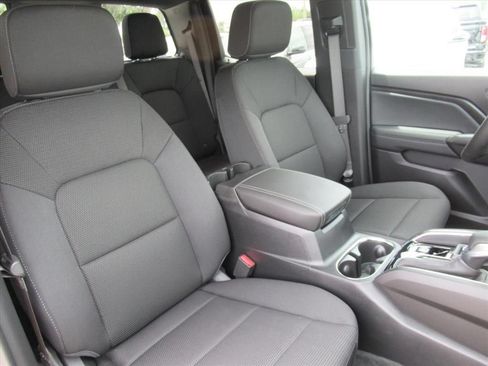 New 2026 GMC Canyon Elevation w/ Convenience Package RWD image 9