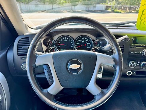 Used 2010 Chevrolet Silverado 1500 LT w/ Power Pack Plus image 8