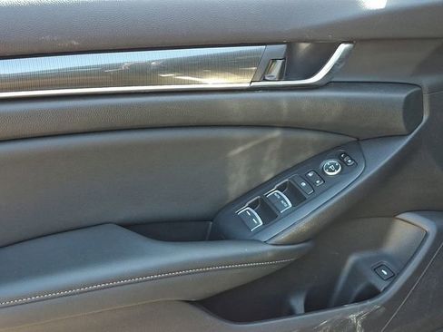 Used 2020 Honda Accord Sport image 19
