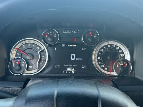 Used 2018 RAM 1500 Laramie w/ Convenience Group image 20