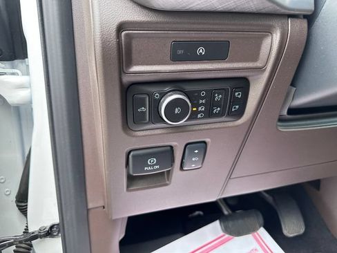 Certified 2025 Ford F150 King Ranch w/ FX4 Off-Road Package AWD/4WD image 13
