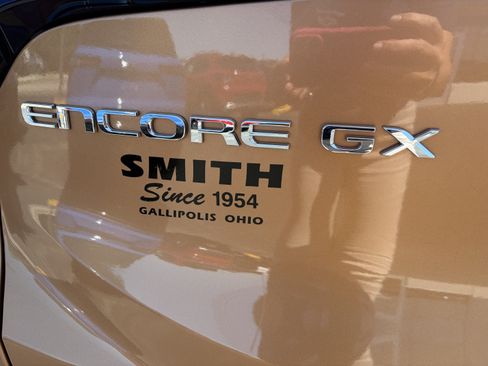 Used 2025 Buick Encore GX Preferred FWD image 5