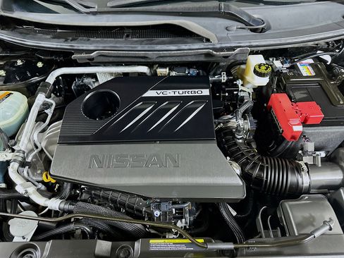 Used 2023 Nissan Rogue SV FWD image 31