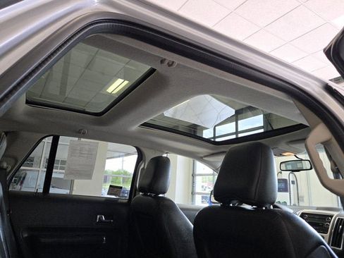 Used 2010 Ford Edge Limited FWD image 9