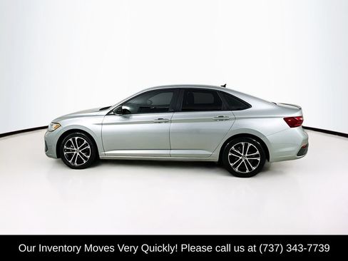 Used 2023 Volkswagen Jetta Sport FWD image 4
