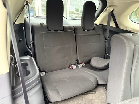 Used 2015 Mitsubishi Outlander ES FWD image 29
