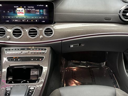 Used 2022 Mercedes-Benz E 53 AMG 4MATIC Sedan image 28