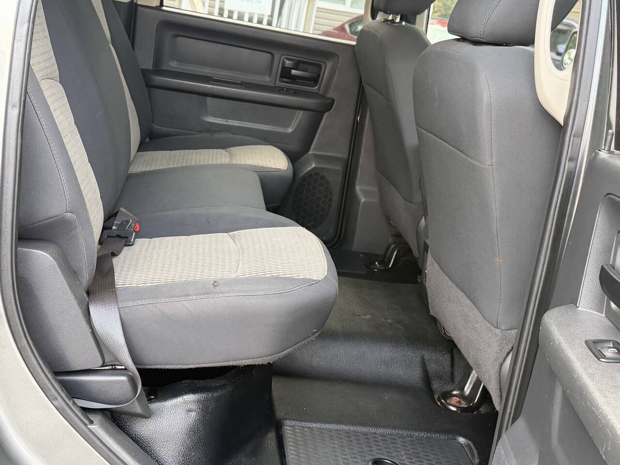 Used 2011 RAM 2500 ST w/ ST Popular Equipment Group AWD/4WD image 25