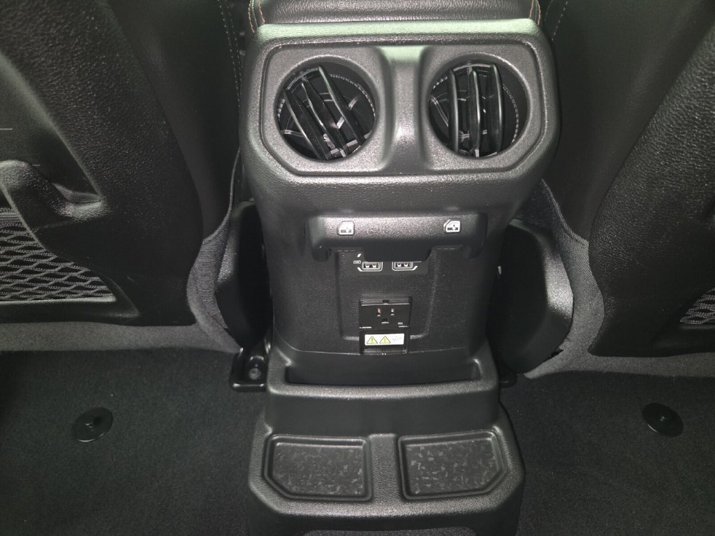Used 2023 Jeep Wrangler Unlimited Rubicon 392 AWD/4WD image 24