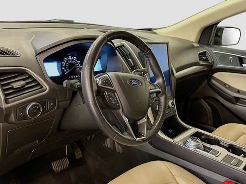 Used 2024 Ford Edge SEL AWD/4WD image 18