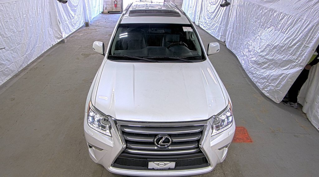 Used 2019 Lexus GX 460 Premium AWD/4WD image 3