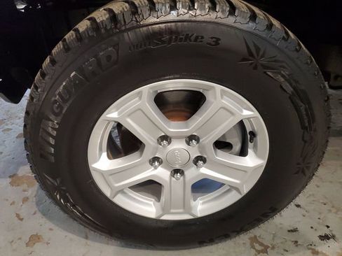 Used 2019 Jeep Wrangler Unlimited Sport S image 27