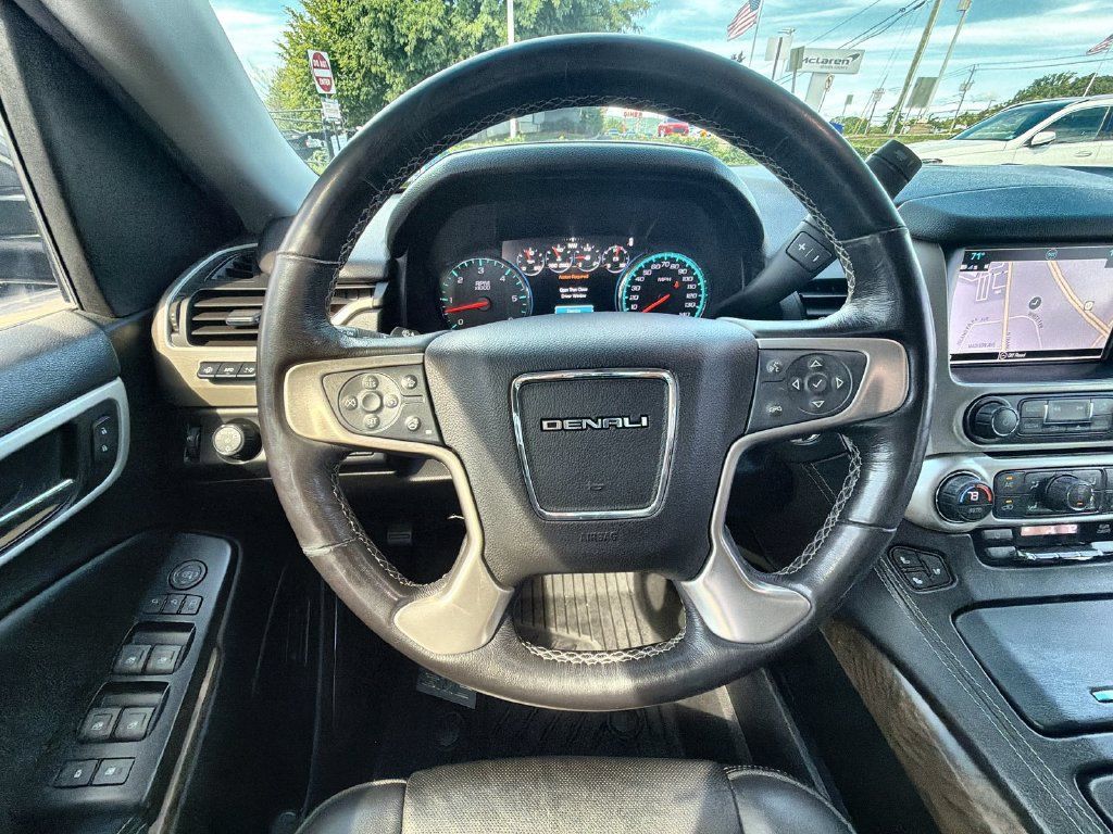 Used 2018 GMC Yukon Denali w/ Denali Ultimate Package AWD/4WD image 23